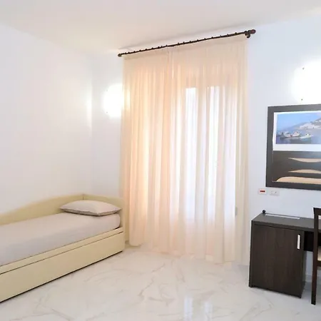 Dipino Bed and breakfast